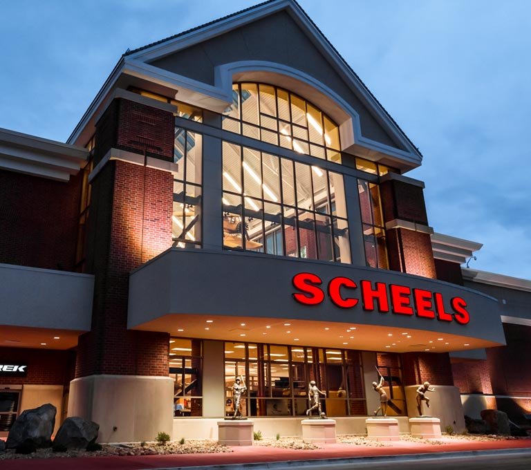 Scheels: The Sporting and Outdoor Paradise – A Review